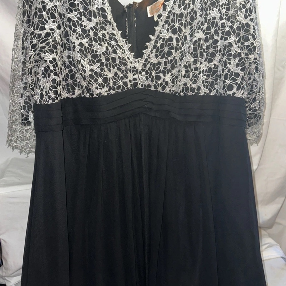 Cindy USA Black With Silver Lace & Sequined Evening Gown Dress 4XL